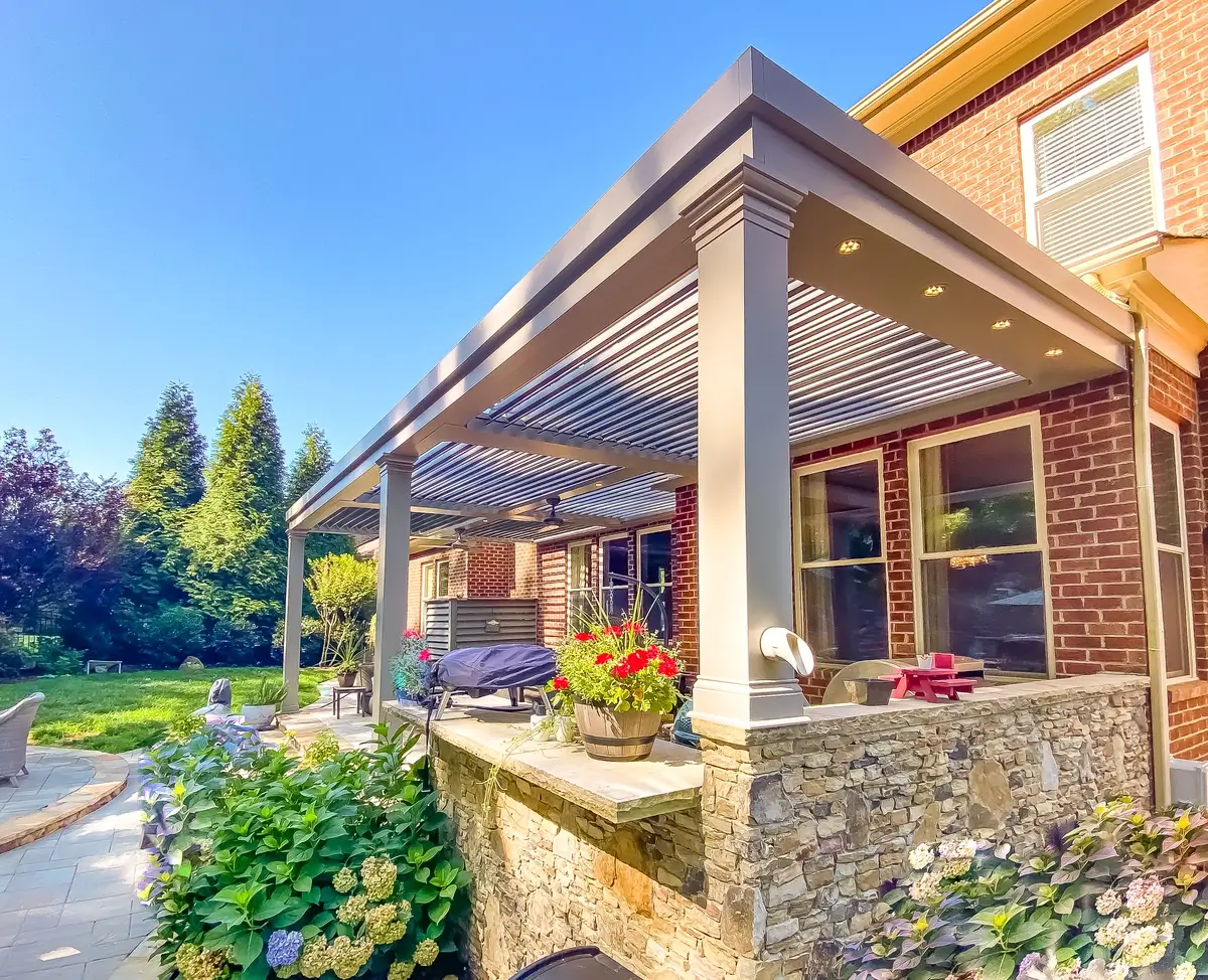 StruXure Pergola X Pivot 6